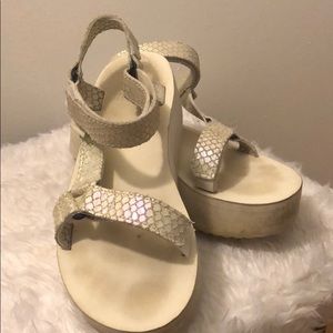 Iridescent  white Teva  sandals